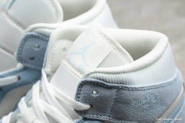 Rep LUCY Mixed Mid 1 Textures DA4666-100 Blue Jordan Air 0524